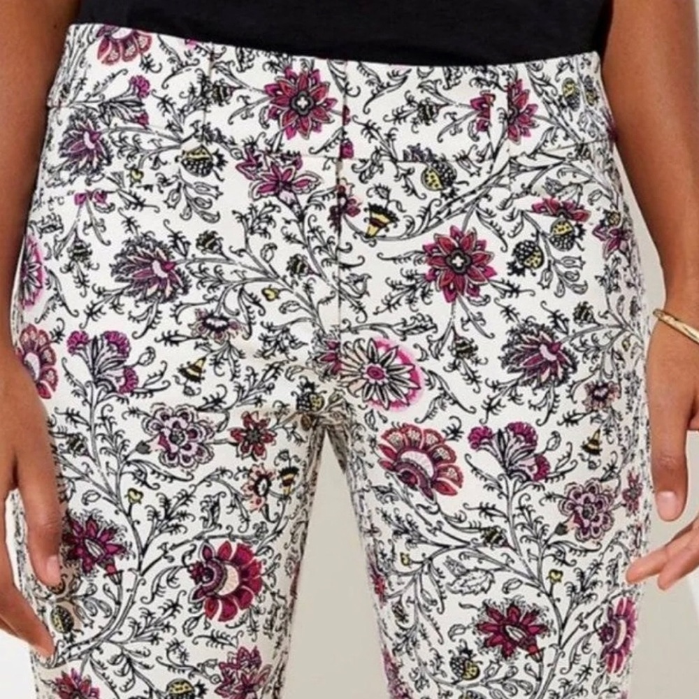 LOFT Floral Riviera Cropped Pants size 10